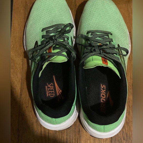 🍋Brooks Lime Neon Running Shoes - Picture 3 of 4